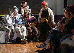 Die Bremer Stadtmusikanten als Theaterstück vom inklusiven Theaterclub im Epilepsiezentrum Kleinwachau