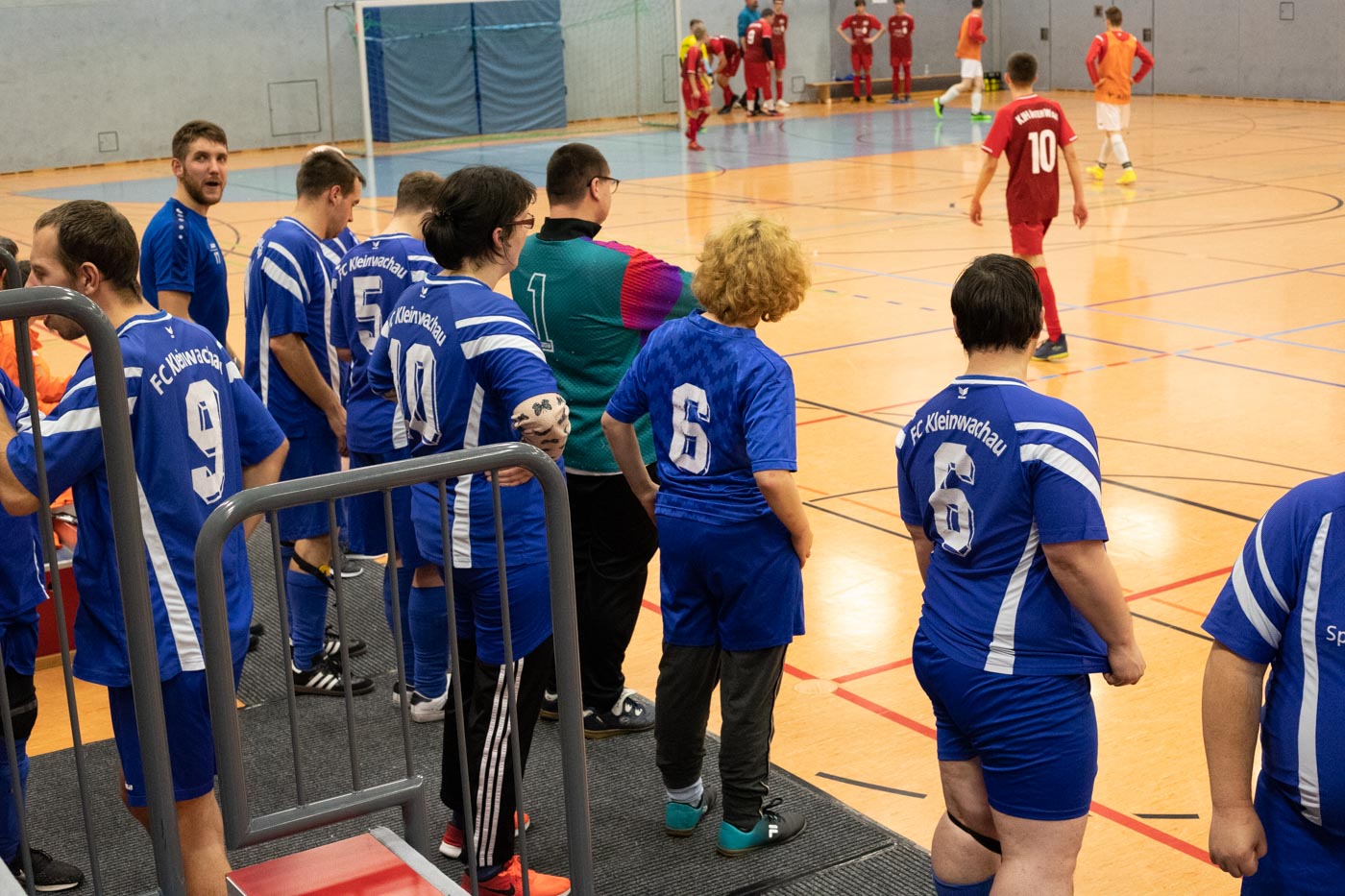 Inklusiver Fußball: Unified-Mannschaften aus Sachsen beim Hallencup des SV Liegau-Augustusbad. Hier: Unified Kleinwachau